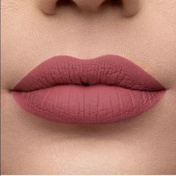 ✨ HP✨Too Faced
Melted Matte Liquid Lipstick✨ - Picture 3 of 7